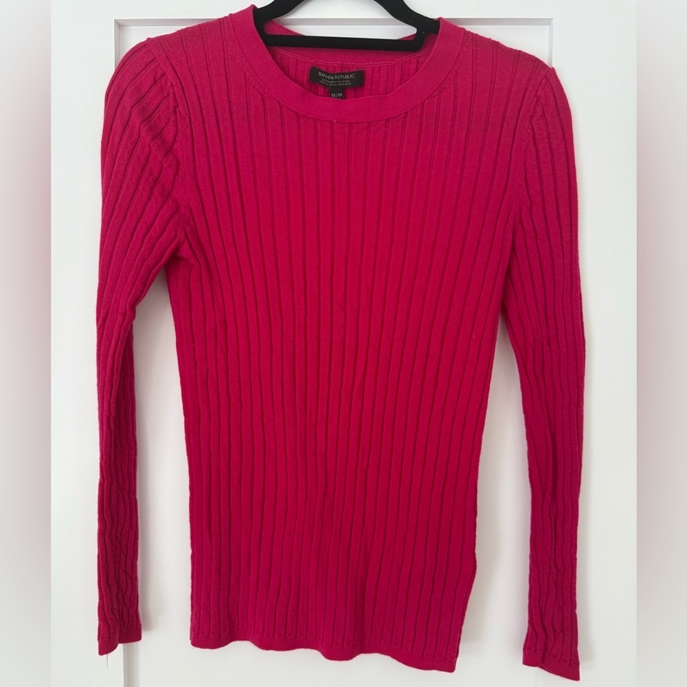 NWOT Banana Republic 100% Merino Wool Ribbed Sweater Fitted Luxe Knit - Picture 2 of 3